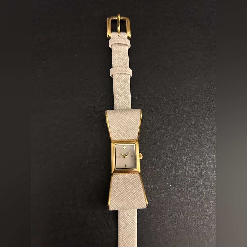 Kate Spade New York Women's Kenmare 1YRU0898 Beige Leather